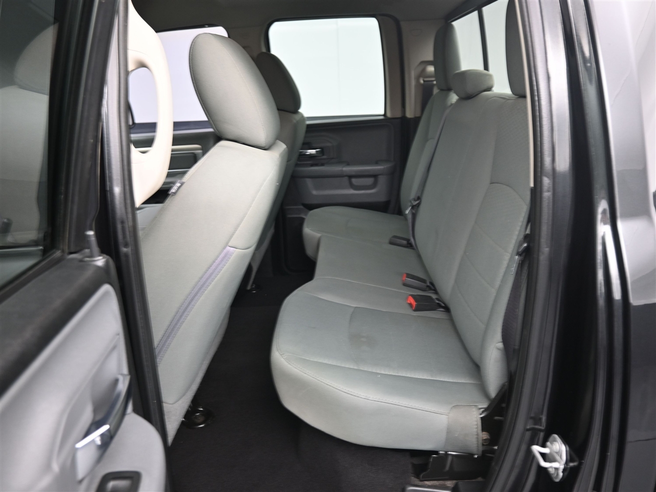 RAM 1500 SLT Quad Cab 2WD 2017