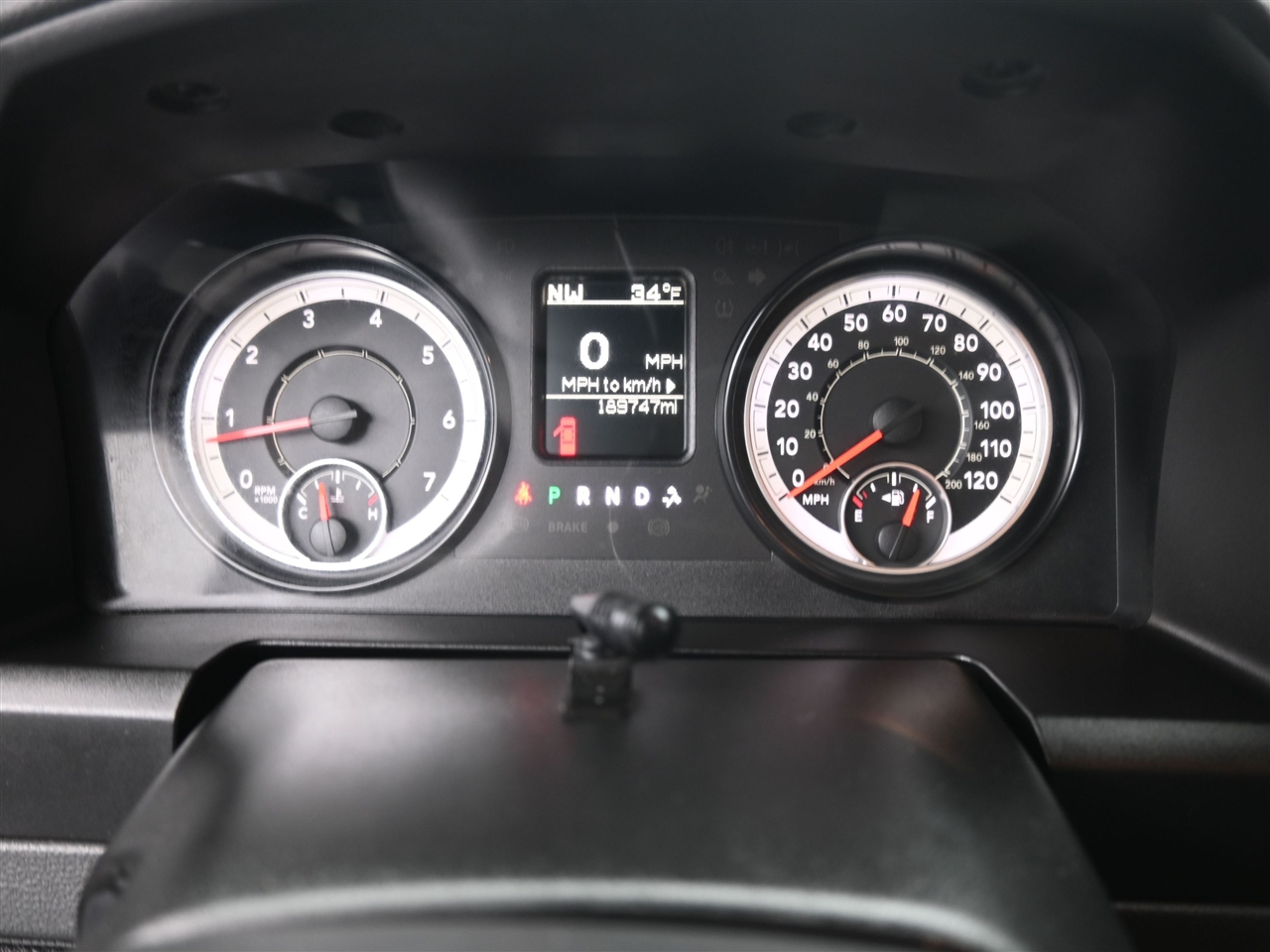 RAM 1500 SLT Quad Cab 2WD 2017