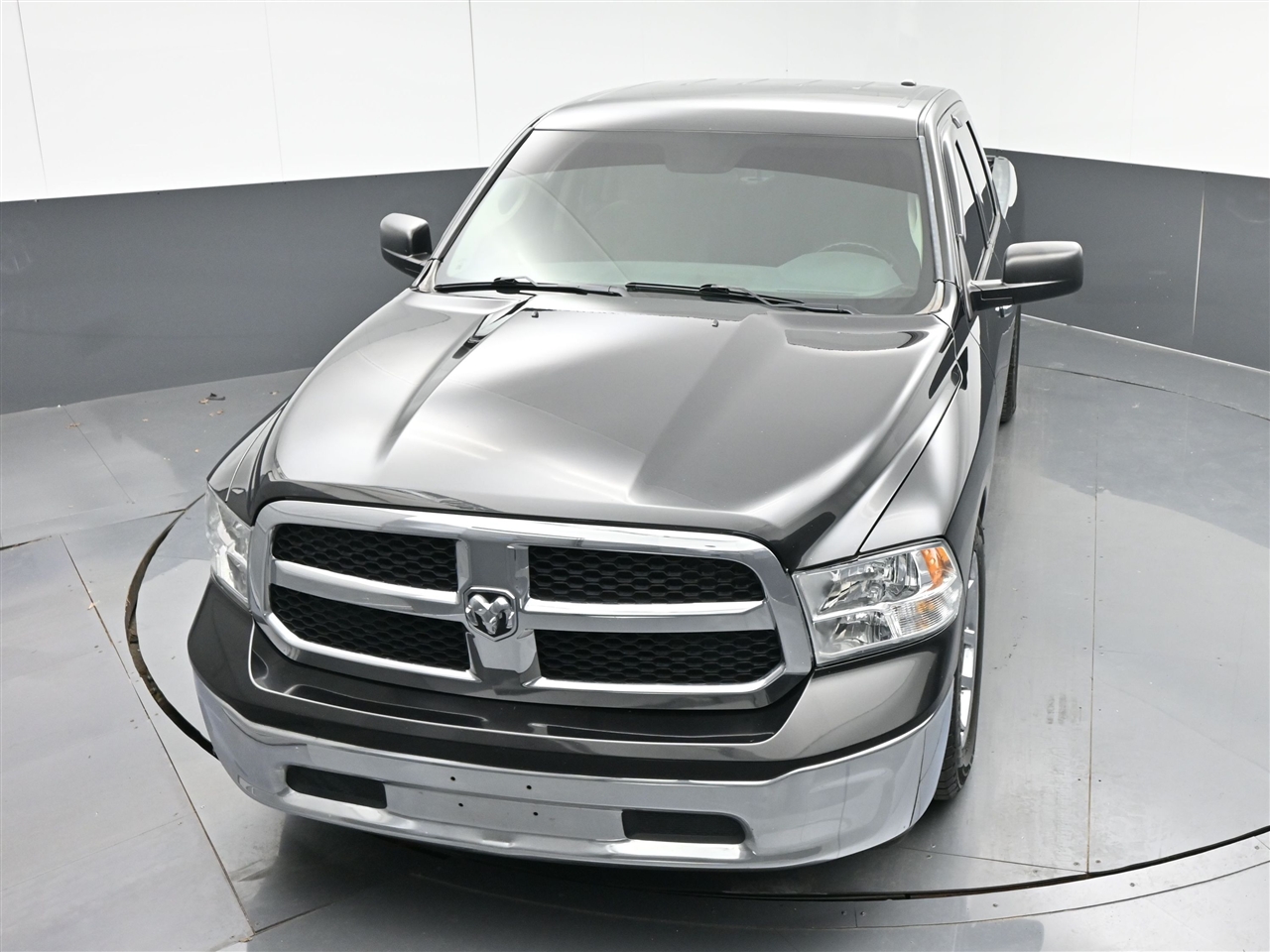 RAM 1500 SLT Quad Cab 2WD 2017