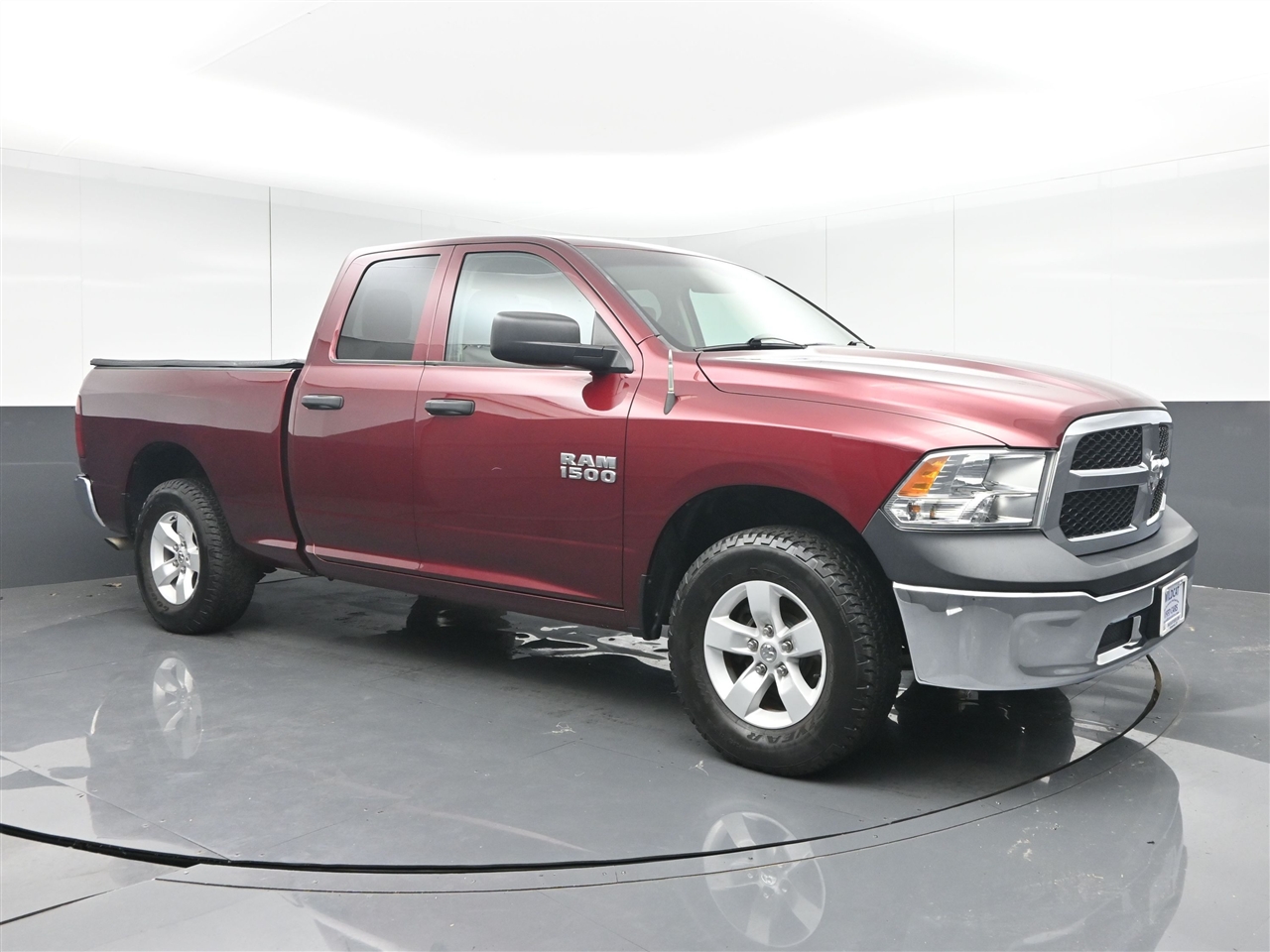 RAM 1500 Tradesman Quad Cab 4WD 2018