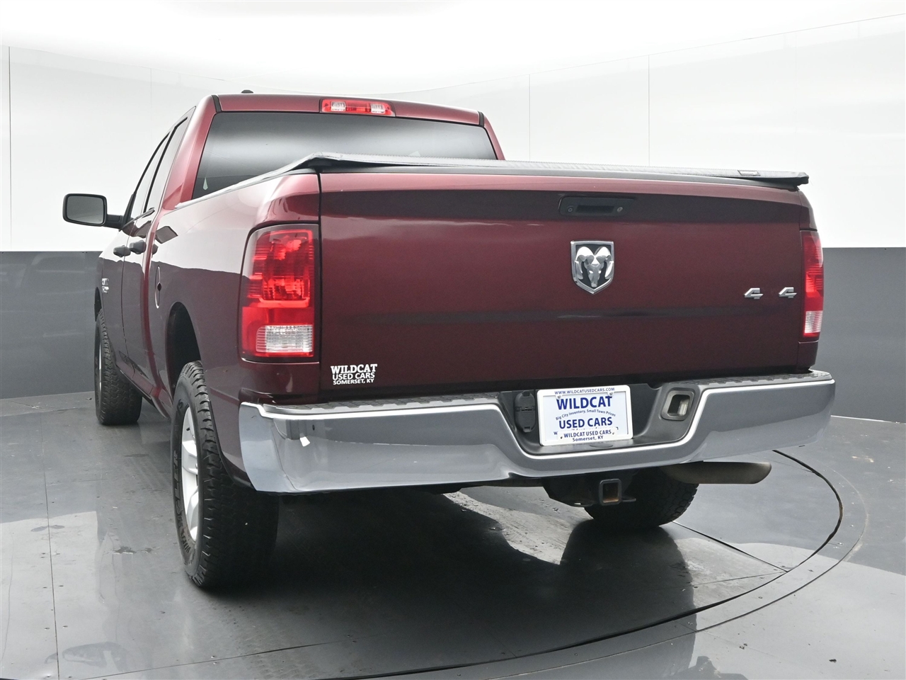 RAM 1500 Tradesman Quad Cab 4WD 2018