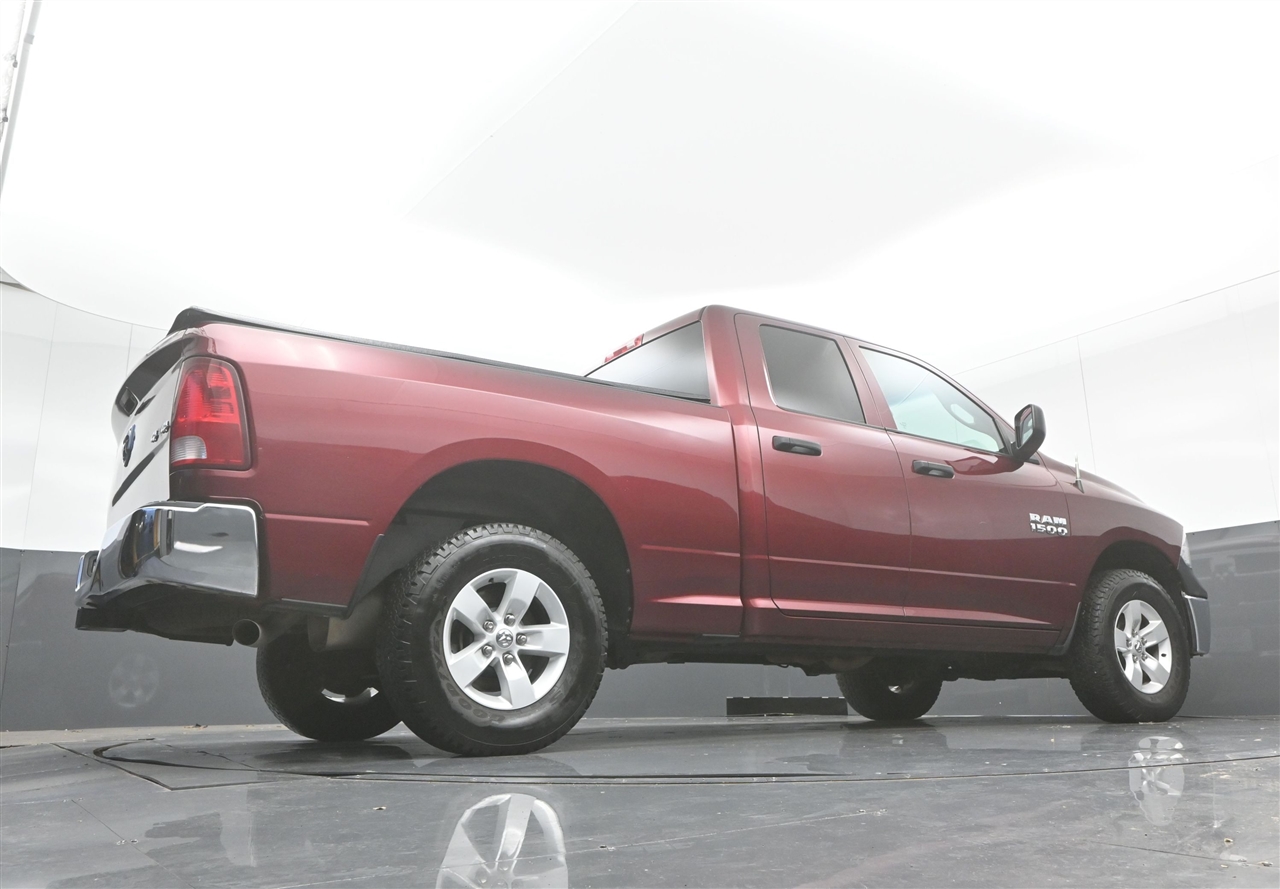 RAM 1500 Tradesman Quad Cab 4WD 2018