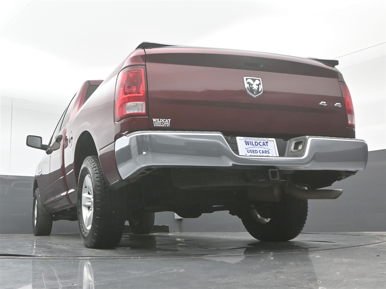 RAM 1500 Tradesman Quad Cab 4WD 2018