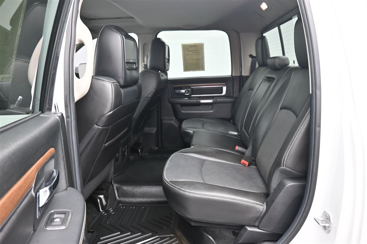 RAM 1500 Laramie Crew Cab SWB 4WD 2014