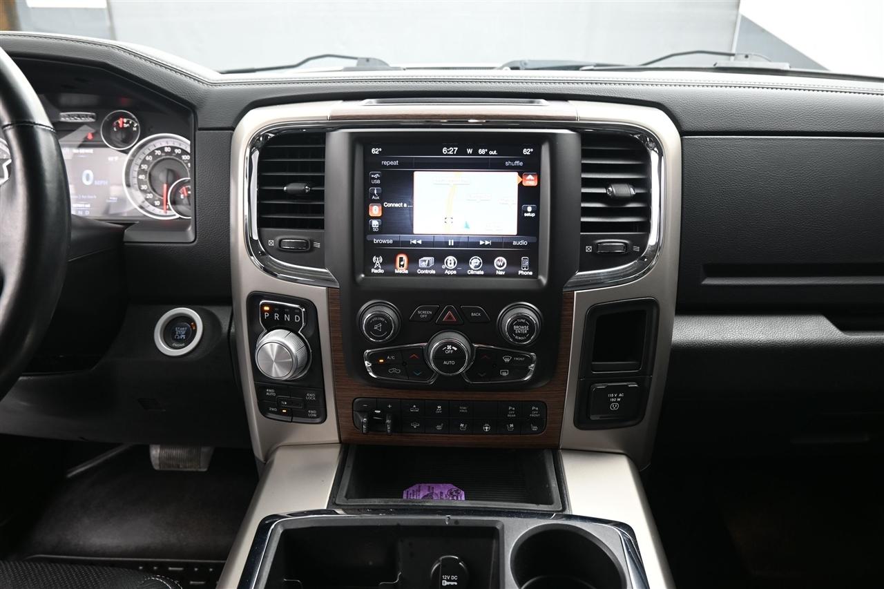 RAM 1500 Laramie Crew Cab SWB 4WD 2014