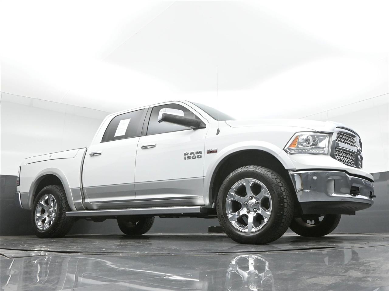 RAM 1500 Laramie Crew Cab SWB 4WD 2014