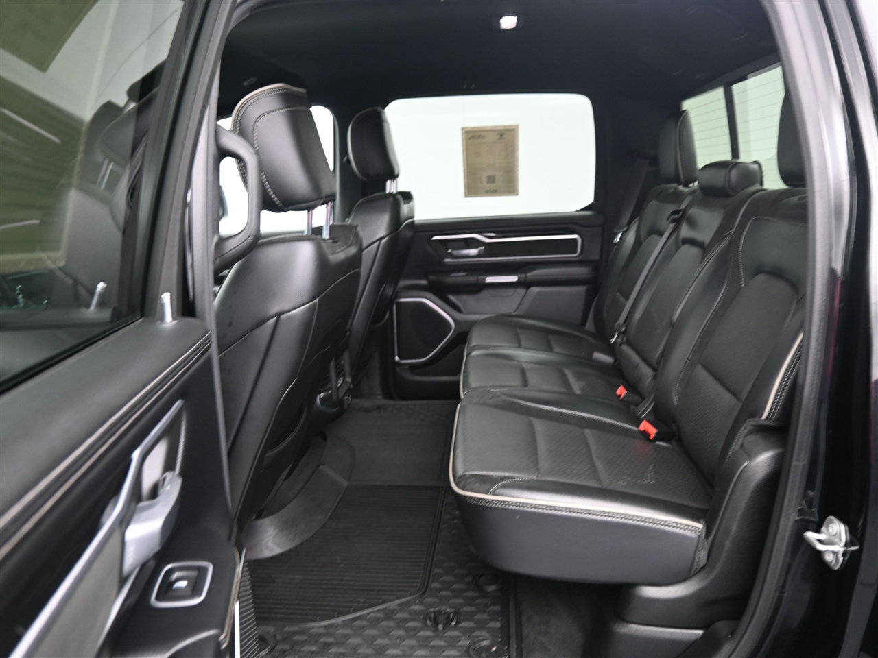 RAM 1500 Laramie Crew Cab SWB 4WD 2020