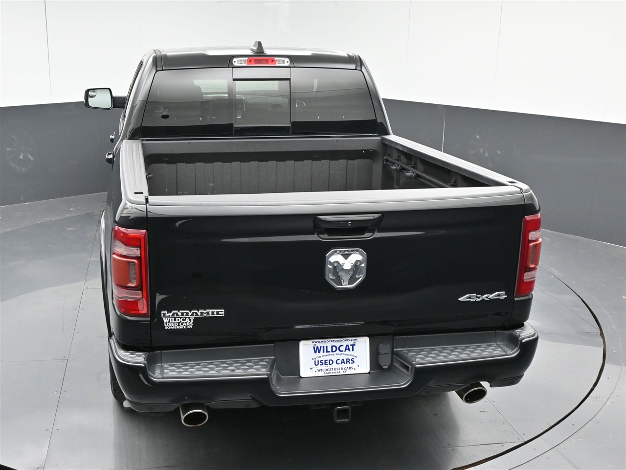 RAM 1500 Laramie Crew Cab SWB 4WD 2020
