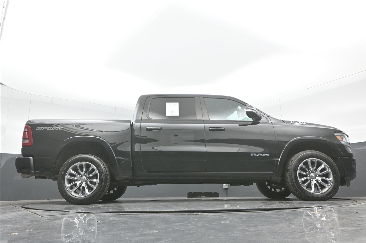 RAM 1500 Laramie Crew Cab SWB 4WD 2020