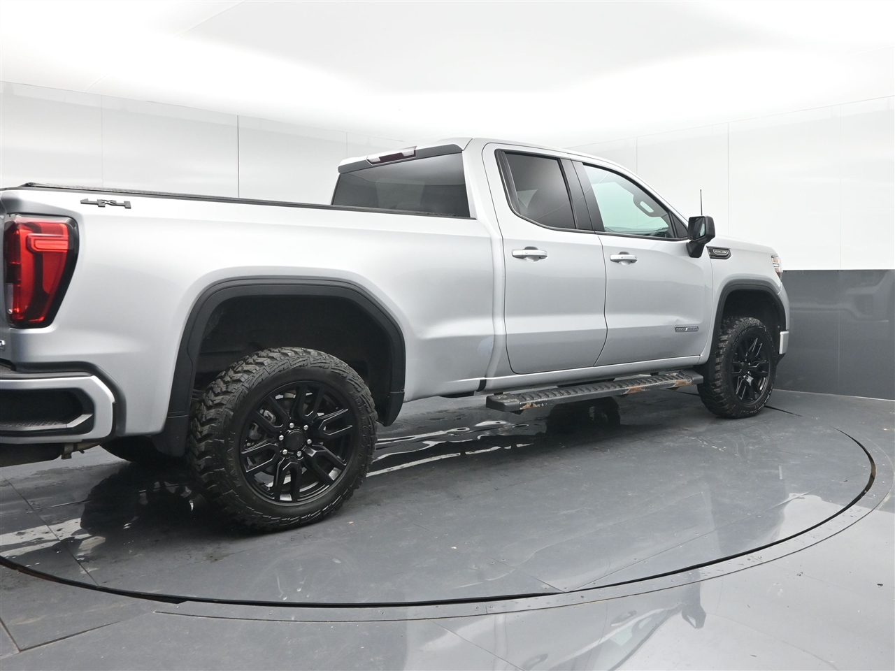 GMC Sierra 1500 Elevation Double Cab 4WD 2020