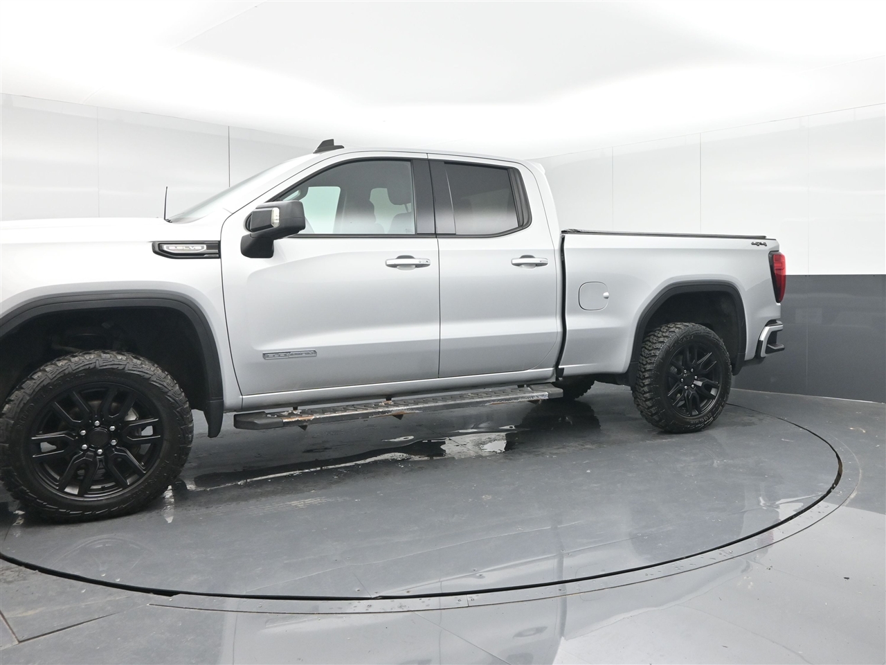 GMC Sierra 1500 Elevation Double Cab 4WD 2020