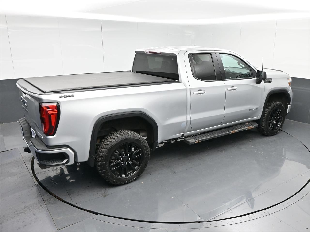 GMC Sierra 1500 Elevation Double Cab 4WD 2020