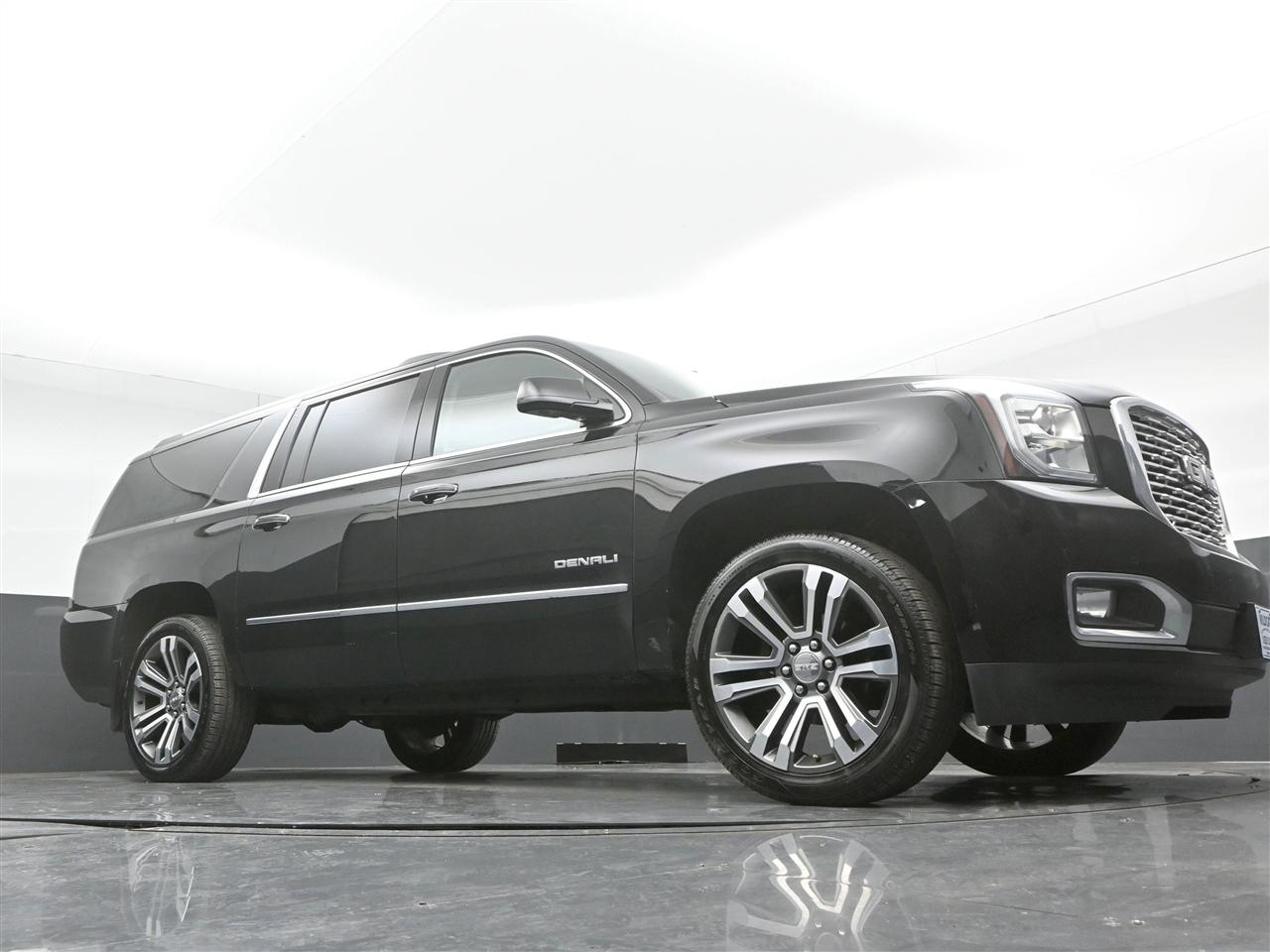 GMC Yukon XL Denali 4WD 2018