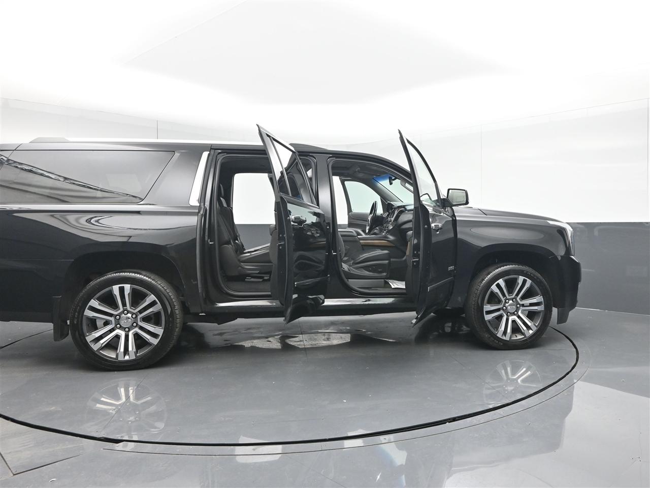 GMC Yukon XL Denali 4WD 2018