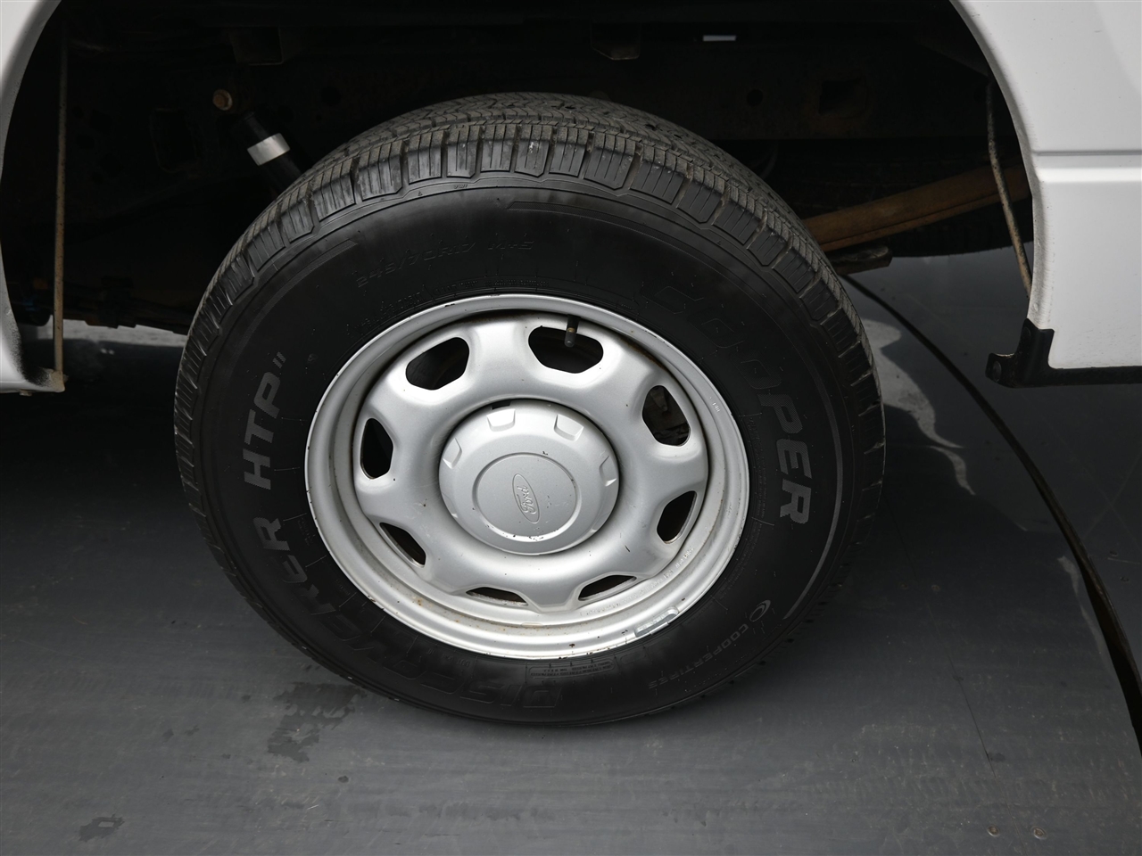 Ford F-150 XL 8-ft. Bed 2WD 2011