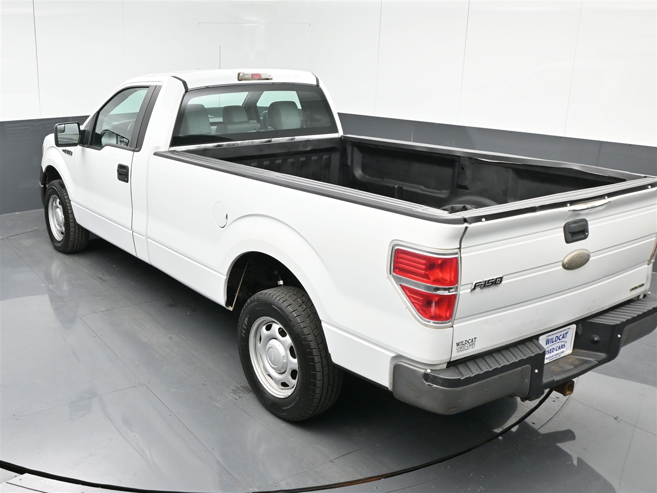 Ford F-150 XL 8-ft. Bed 2WD 2011