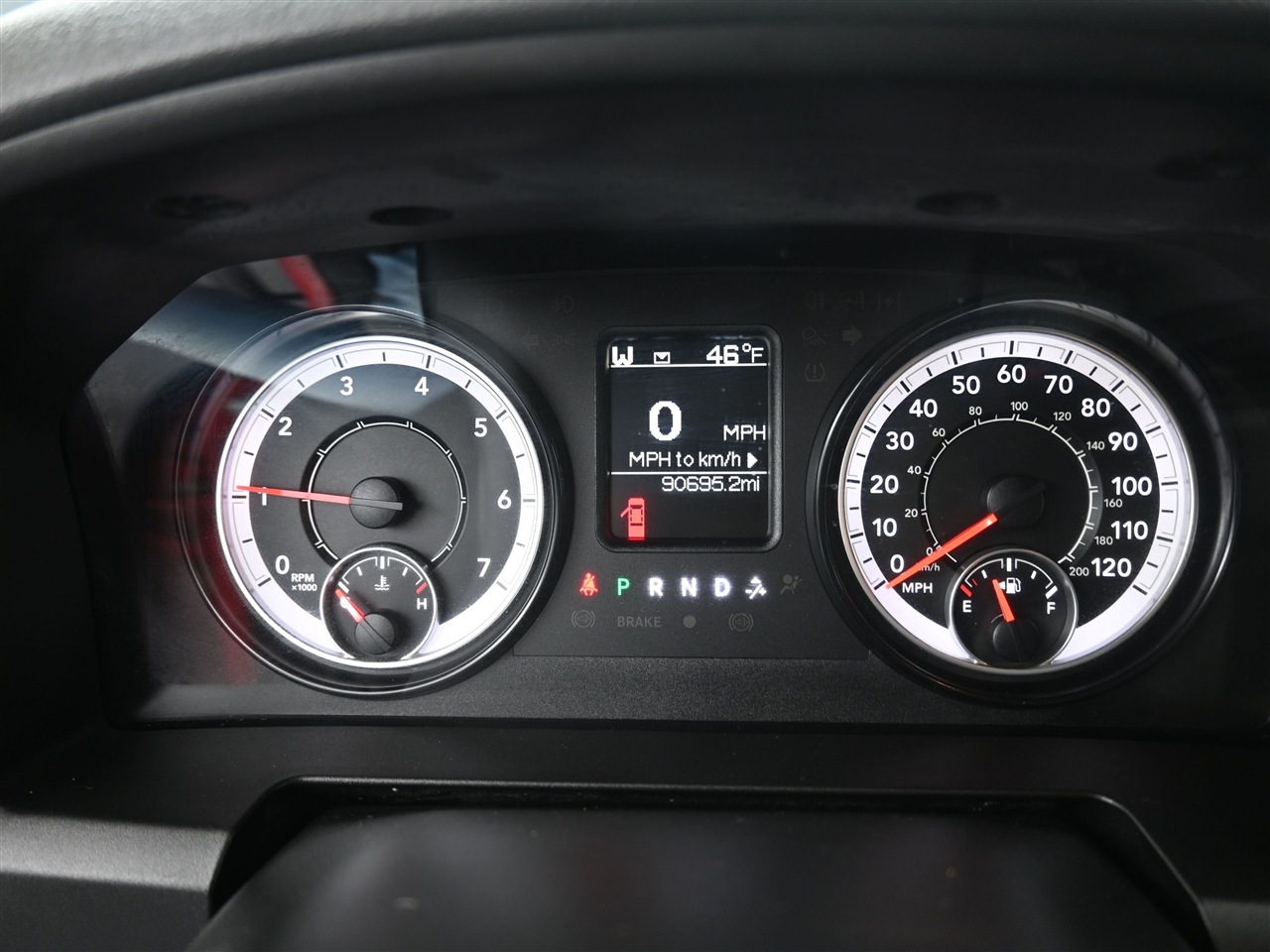 RAM 1500 Classic Tradesman Crew Cab SWB 4WD 2019