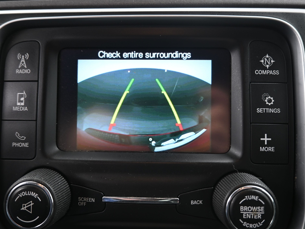 RAM 1500 Classic Tradesman Crew Cab SWB 4WD 2019