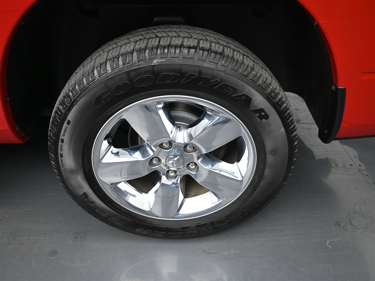 RAM 1500 Classic Tradesman Crew Cab SWB 4WD 2019