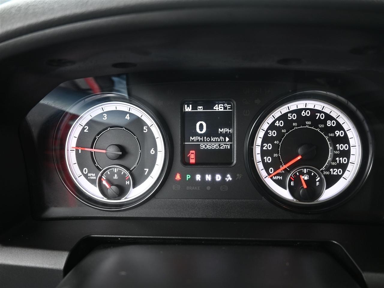 RAM 1500 Classic Tradesman Crew Cab SWB 4WD 2019