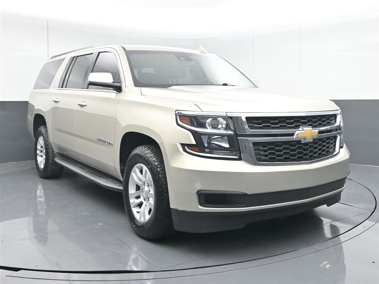 Chevrolet Suburban LT 4WD 2017