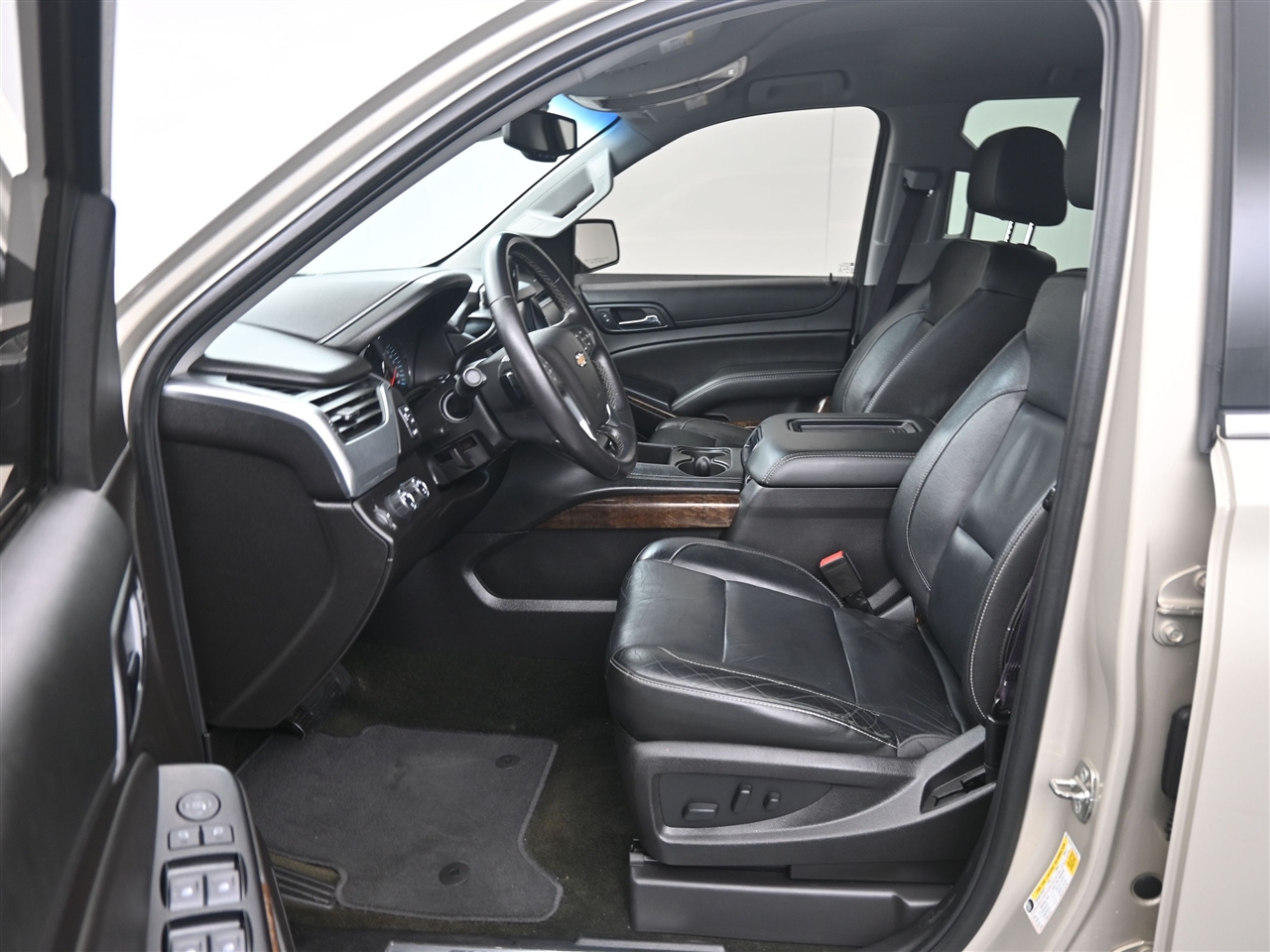 Chevrolet Suburban LT 4WD 2017