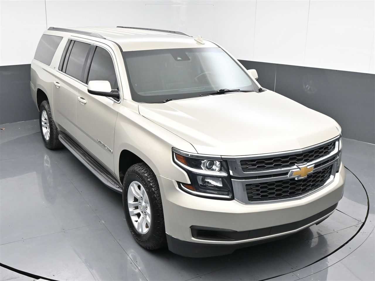 Chevrolet Suburban LT 4WD 2017