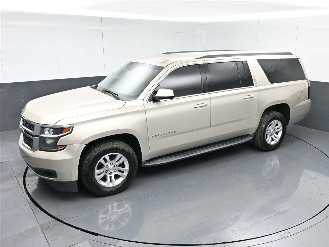 Chevrolet Suburban LT 4WD 2017