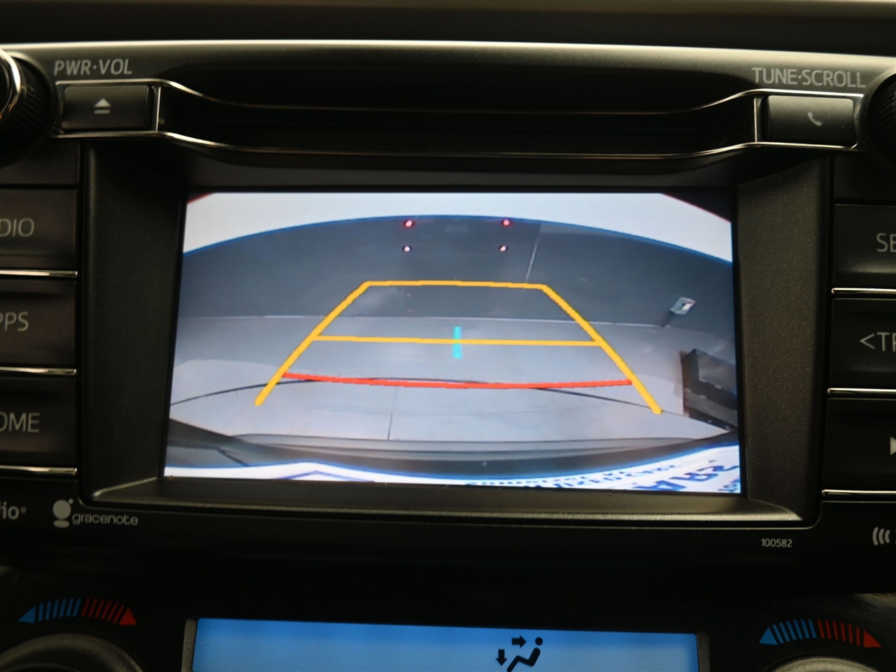 Toyota RAV4 XLE FWD 2018