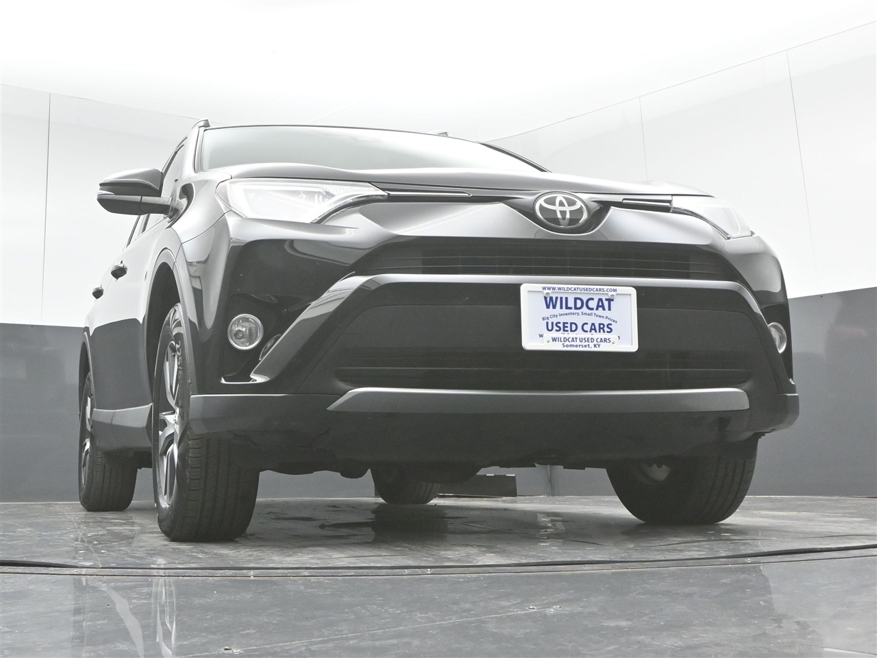 Toyota RAV4 XLE FWD 2018