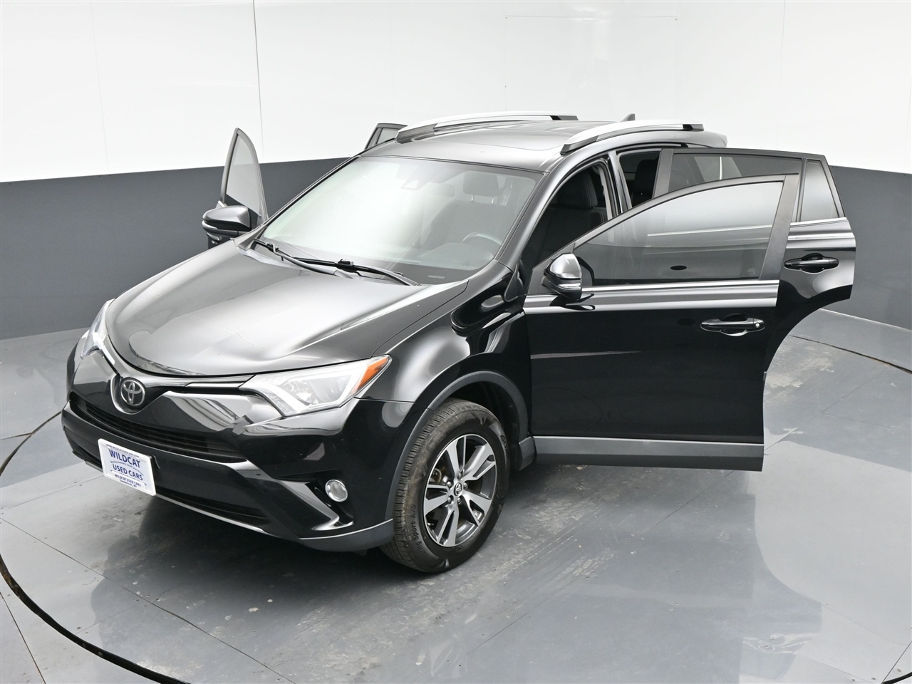Toyota RAV4 XLE FWD 2018