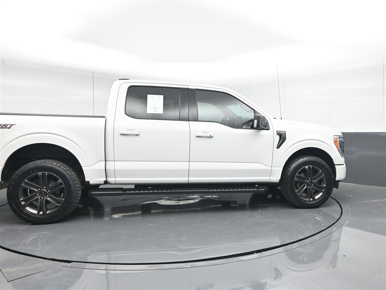 Ford F-150 XLT SuperCrew 5.5-ft. Bed 4WD 2021