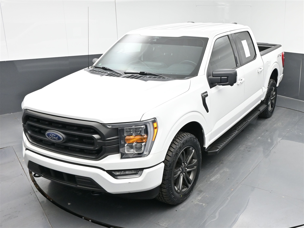 Ford F-150 XLT SuperCrew 5.5-ft. Bed 4WD 2021