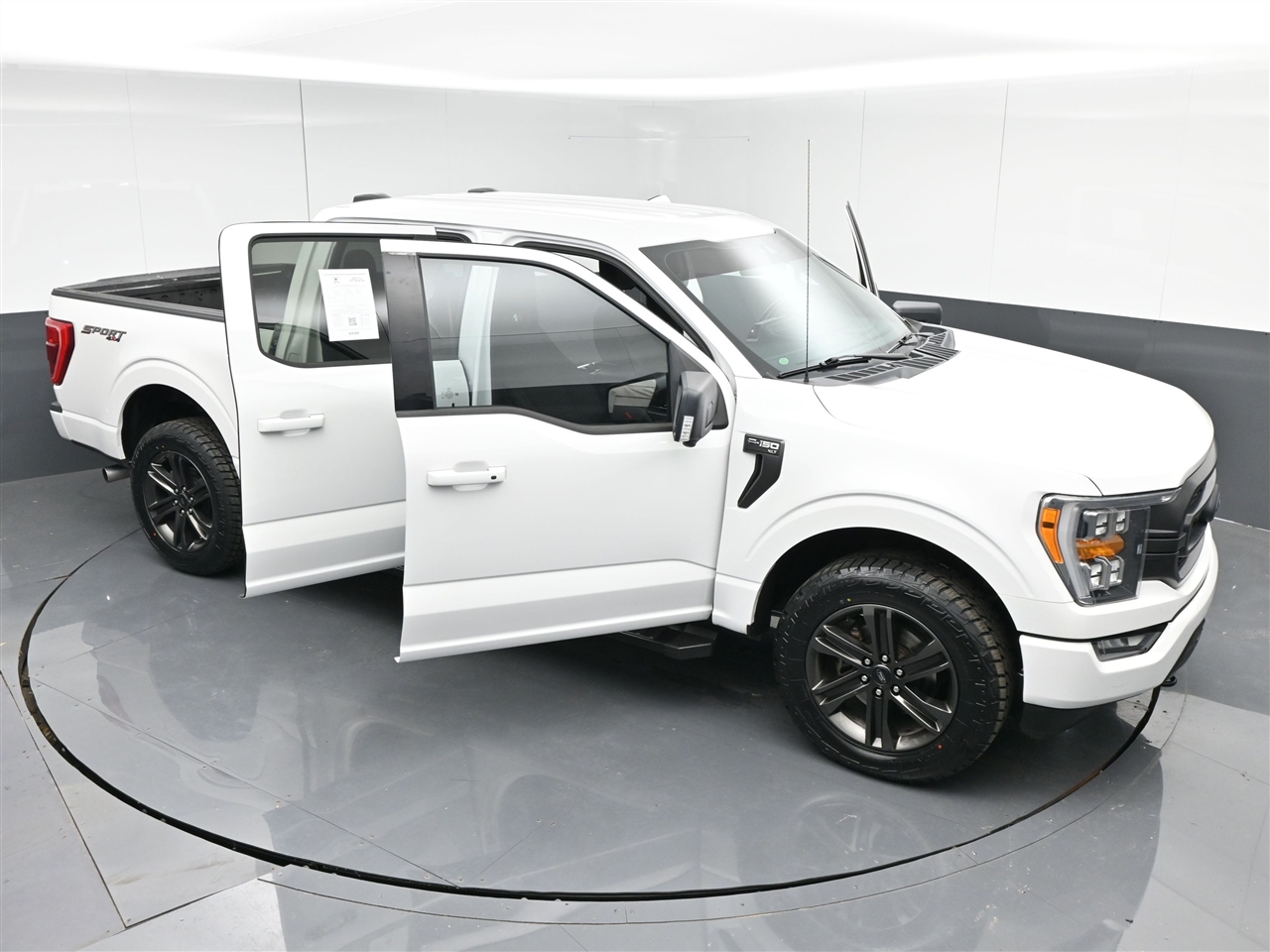 Ford F-150 XLT SuperCrew 5.5-ft. Bed 4WD 2021