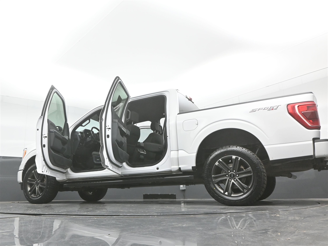 Ford F-150 XLT SuperCrew 5.5-ft. Bed 4WD 2021