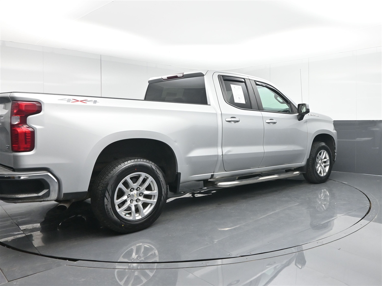 Chevrolet Silverado 1500 LT Double Cab 4WD 2019