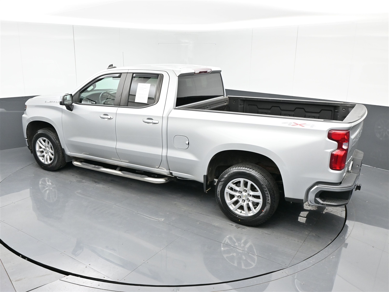 Chevrolet Silverado 1500 LT Double Cab 4WD 2019