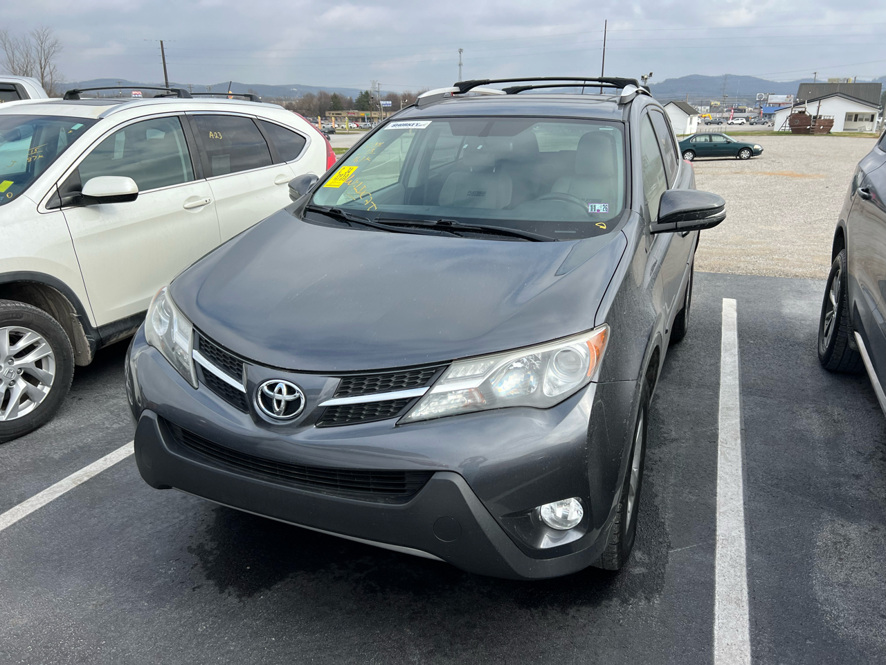 2013 Toyota RAV4 XLE's photo