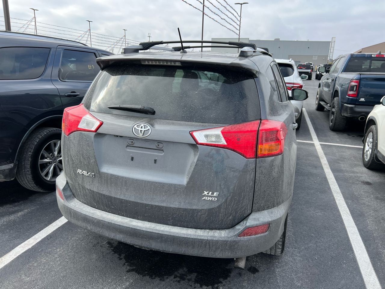 Toyota RAV4 XLE AWD 2013