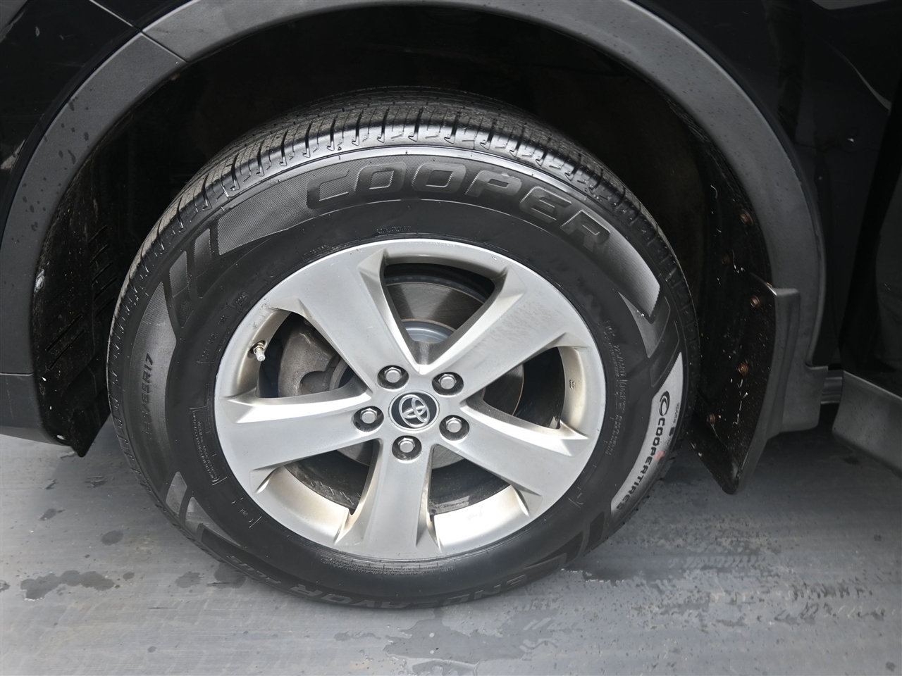 Toyota RAV4 XLE AWD 2015