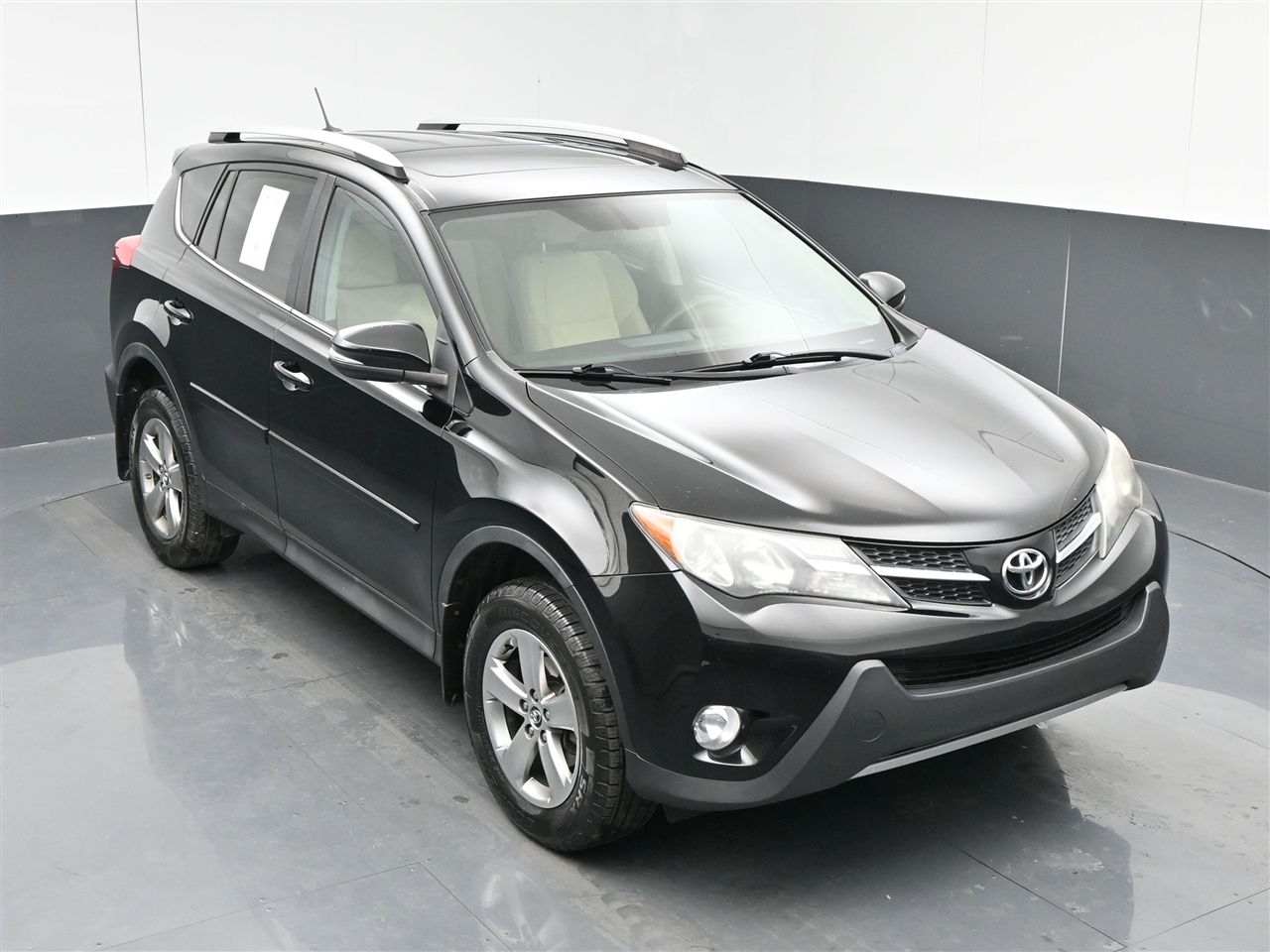 Toyota RAV4 XLE AWD 2015