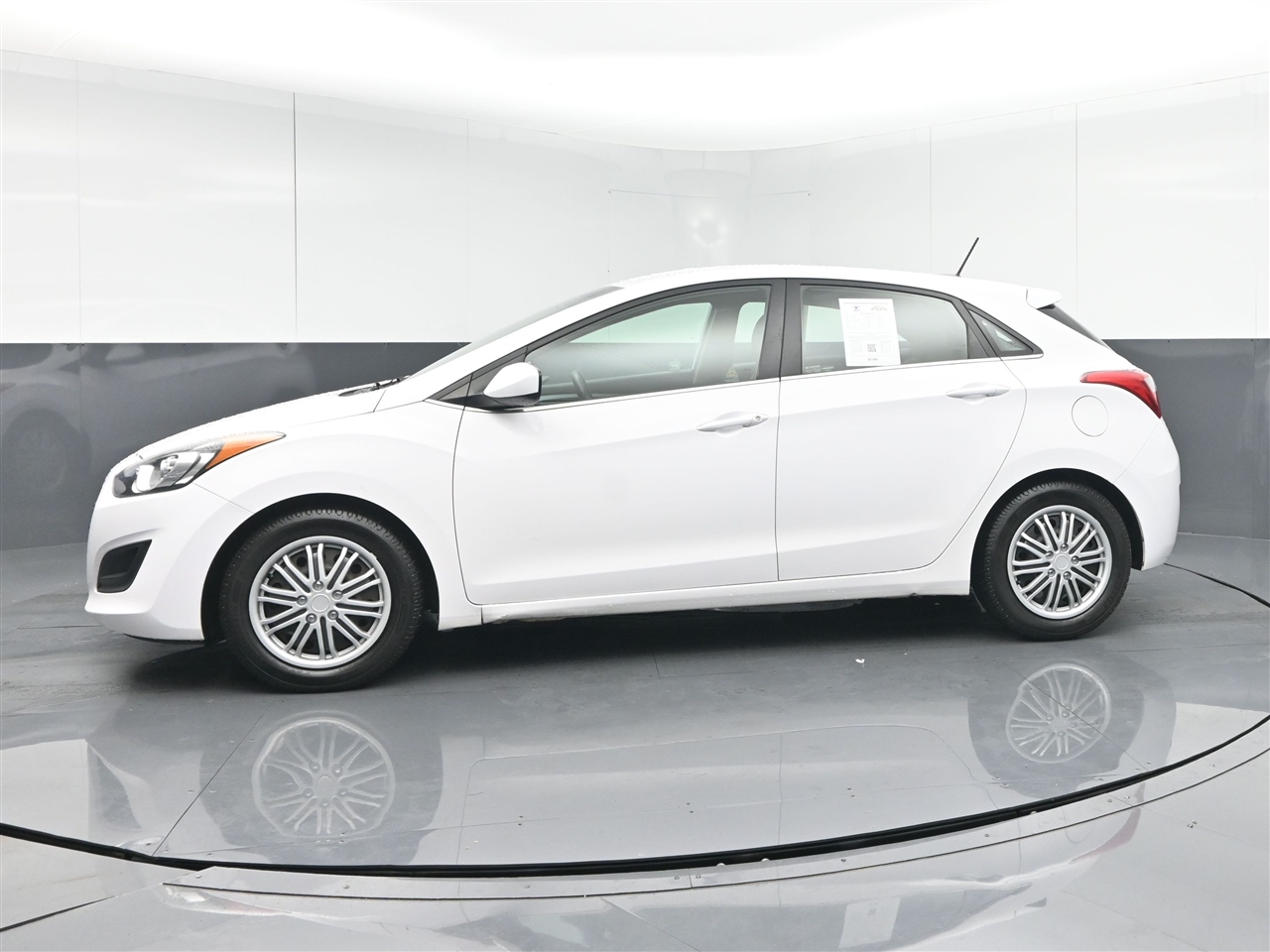 Hyundai Elantra GT A/T 2016