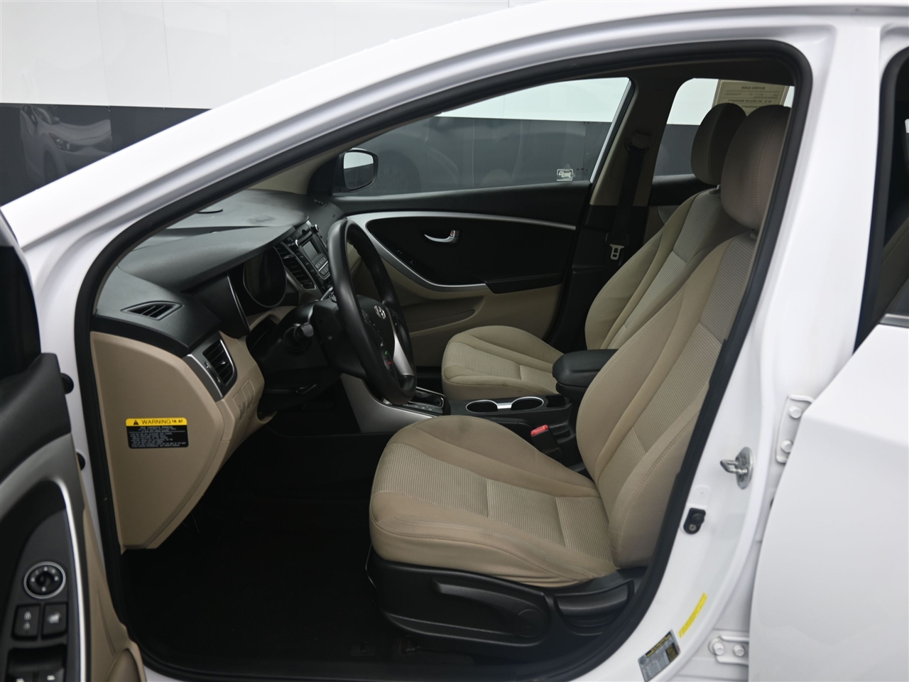 Hyundai Elantra GT A/T 2016