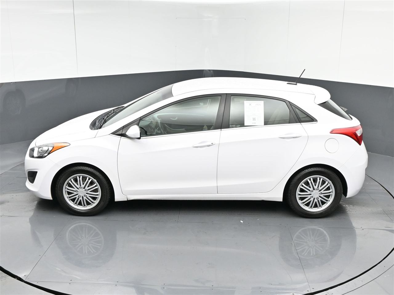 Hyundai Elantra GT A/T 2016