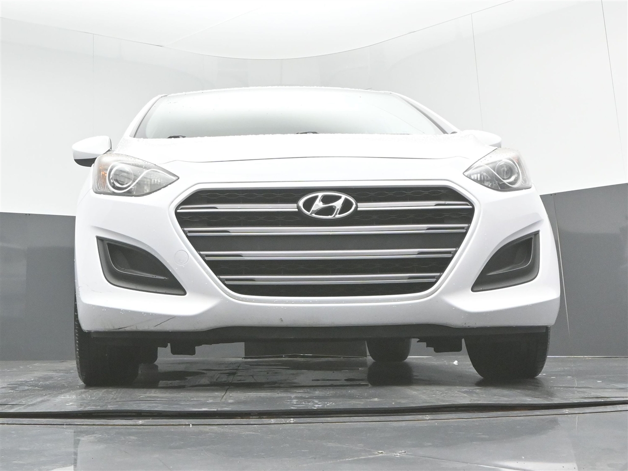 Hyundai Elantra GT A/T 2016