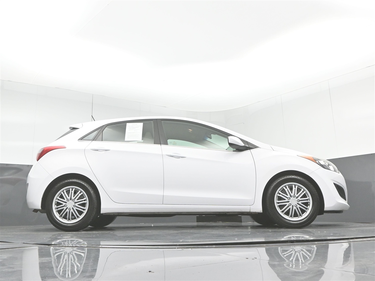 Hyundai Elantra GT A/T 2016