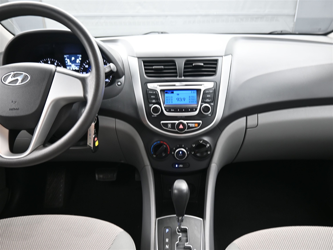 Hyundai Accent GLS 4-Door 2014