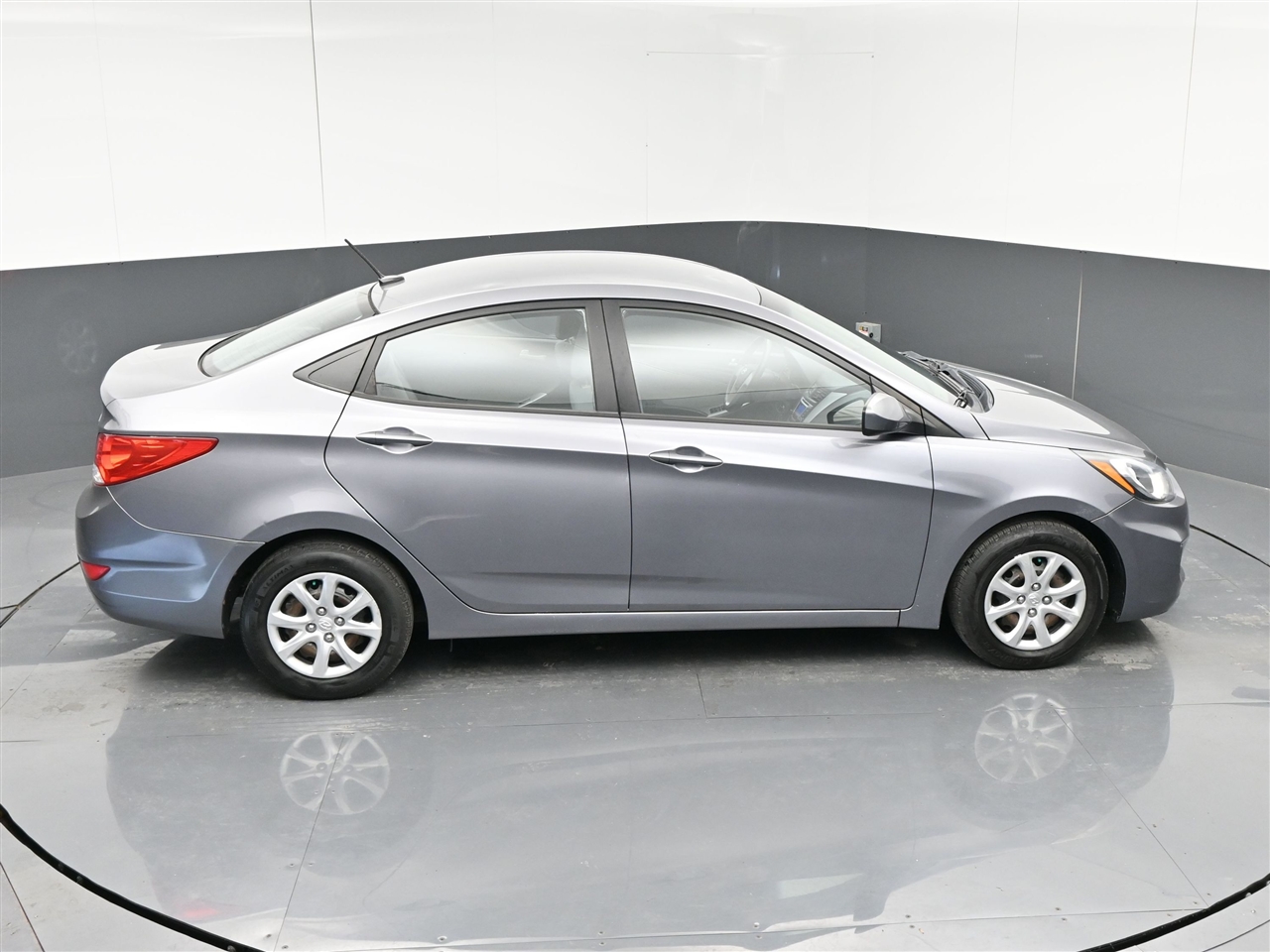 Hyundai Accent GLS 4-Door 2014