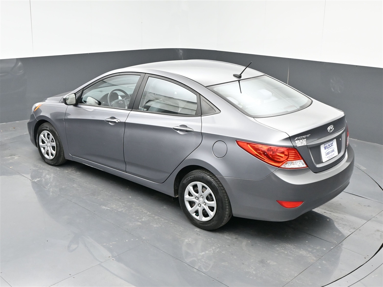 Hyundai Accent GLS 4-Door 2014