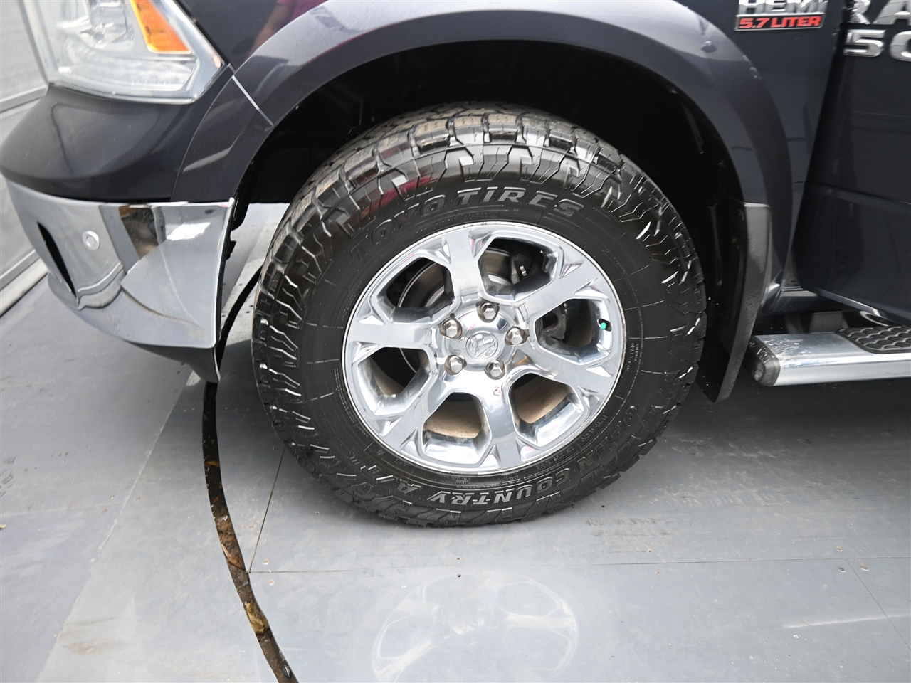 RAM 1500 Laramie Crew Cab SWB 4WD 2016